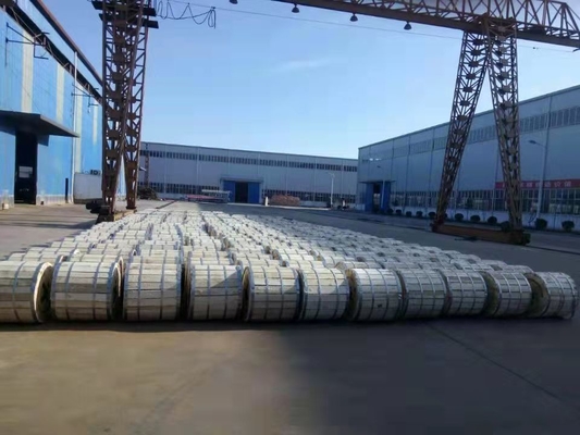 Estándar de aluminio de Galvanized Steel Reinforced ASTM del conductor de ACSR 100mm2